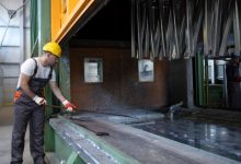 How to Choose a Commercial Storm Damage Repair Company