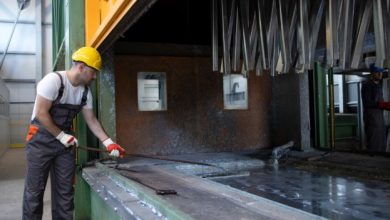 How to Choose a Commercial Storm Damage Repair Company